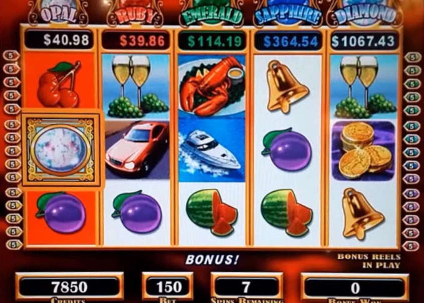 Life Of Luxury slot 1